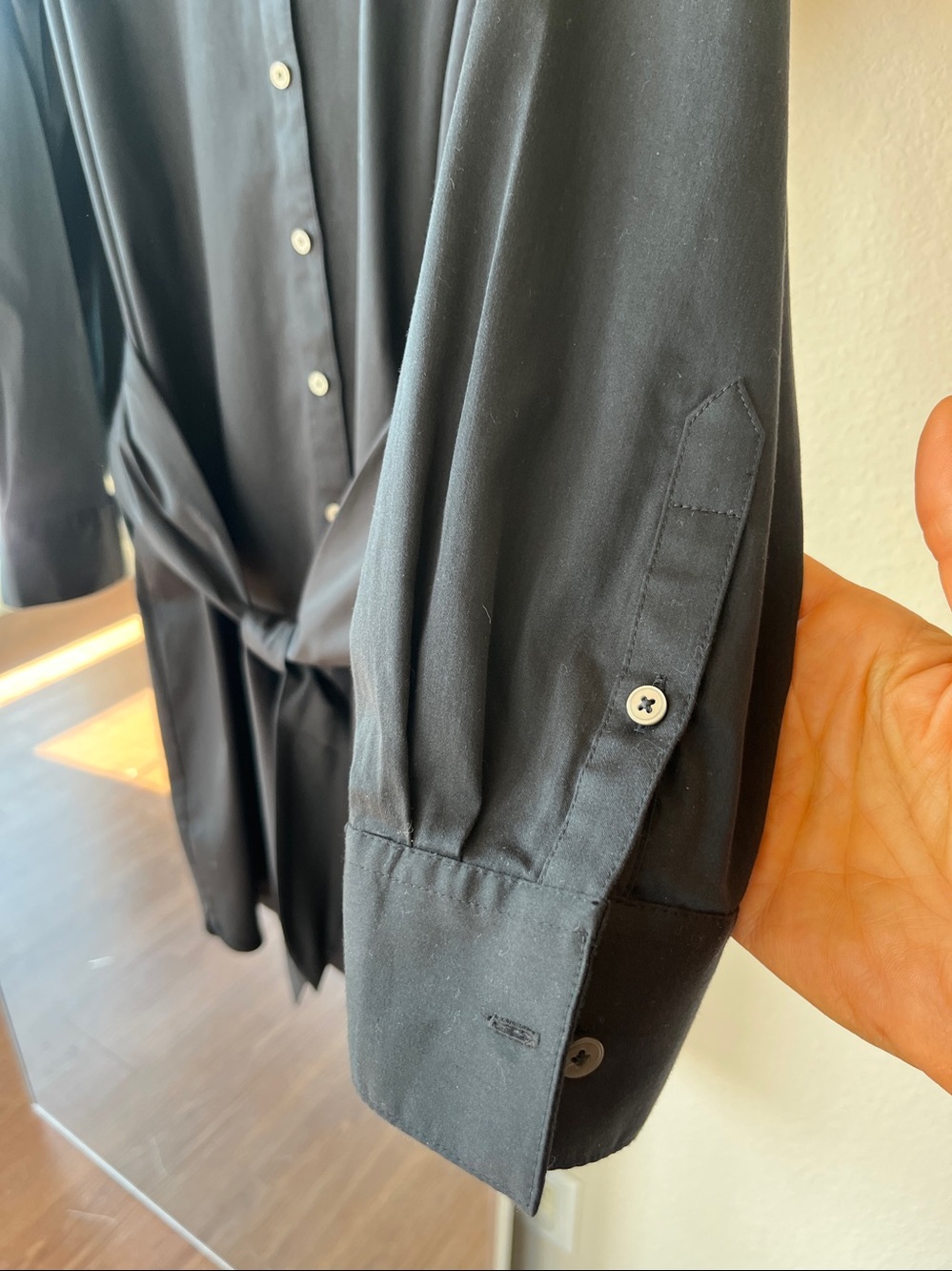 UNTUCKit Angelina Black Cotton Shirtdress with stretch - like new - Picture 6 of 15